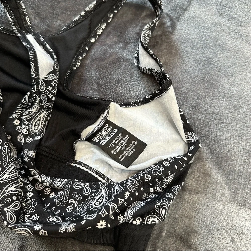 PINK bandana print sports bra - Picture 3 of 3